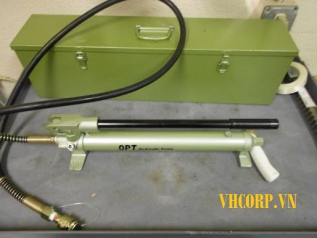 Tay-bom-thuy-luc OPT H-B