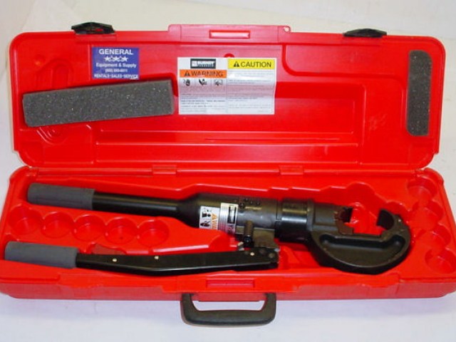 Kim-ep-co- thuy-luc-BURNDY